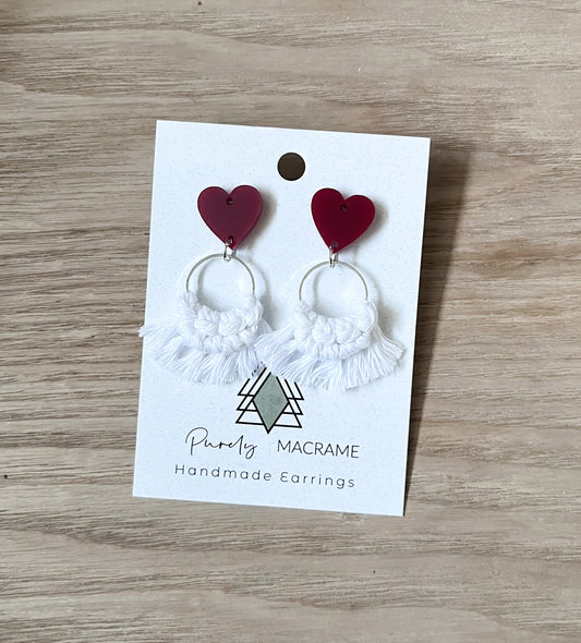 Red Hearts & White Macrame